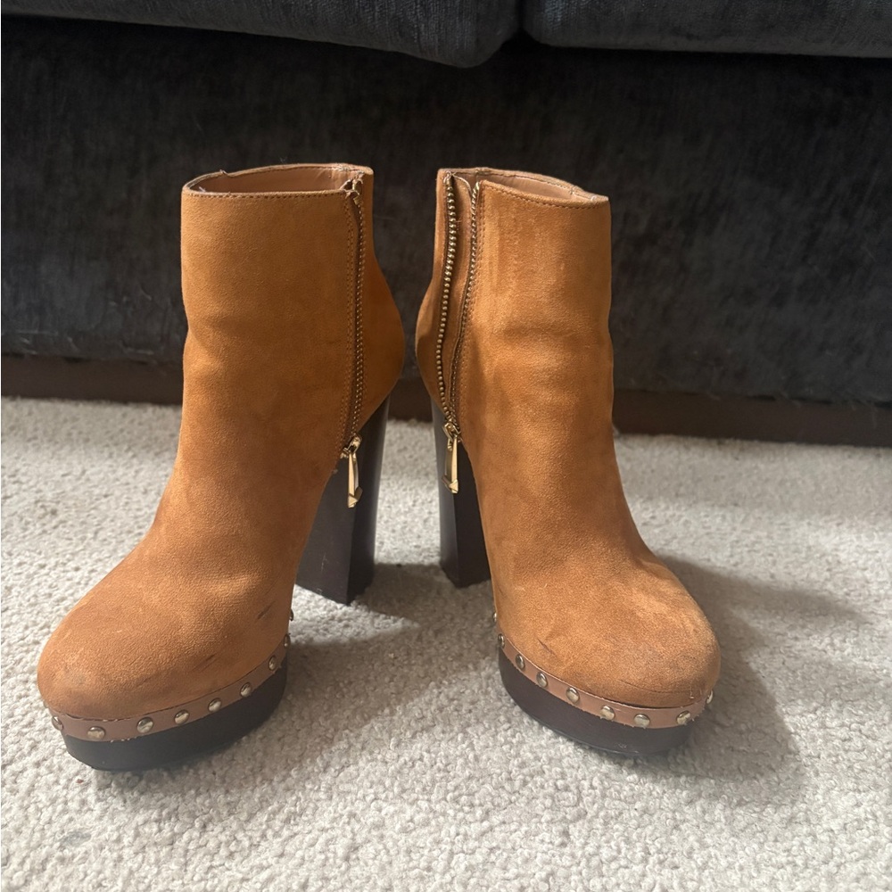 Report Tan Heeled Boots with Gold Accents